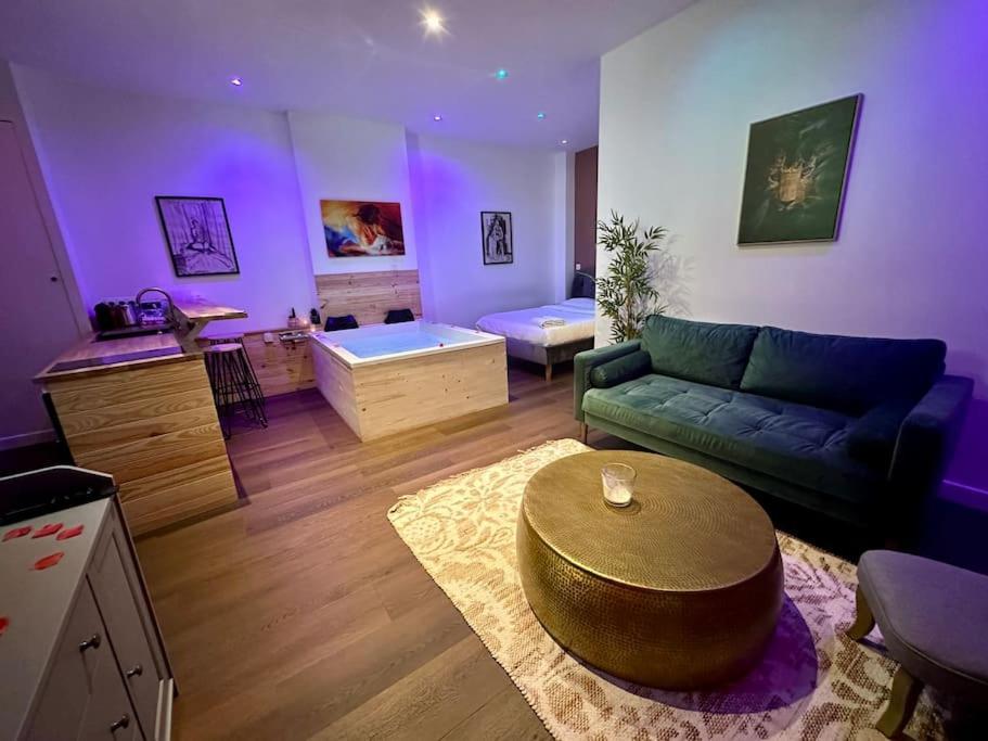 Colline, La Suite Cinema Spa Privee Nancy Dış mekan fotoğraf